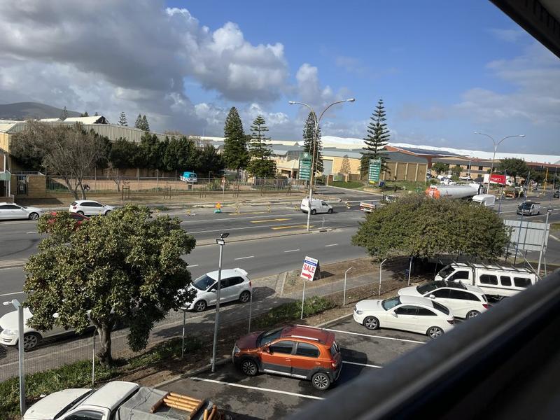 To Let Commercial Property for Rent in Montague Gardens Western Cape